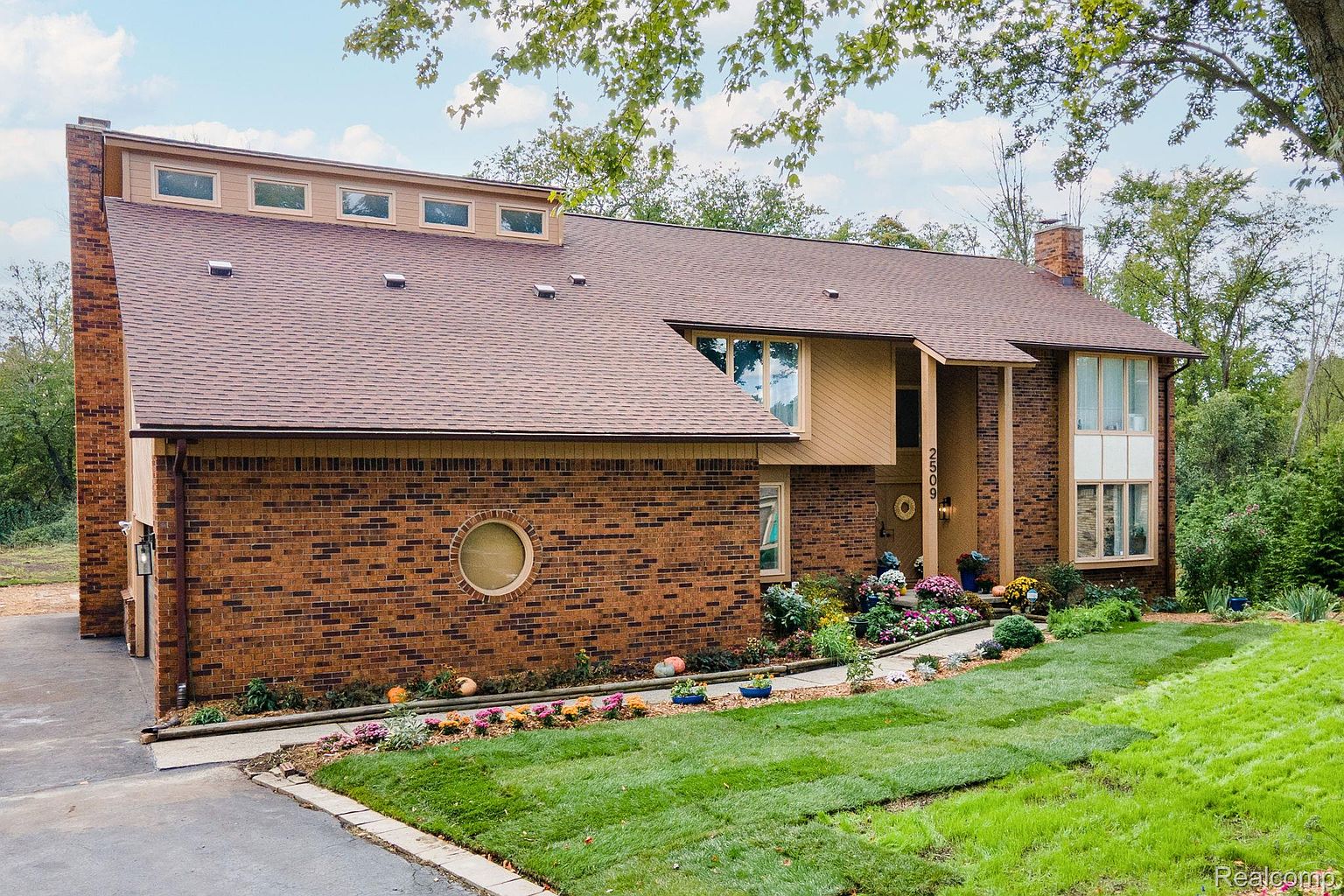 2509 Munster Rd, photo 2