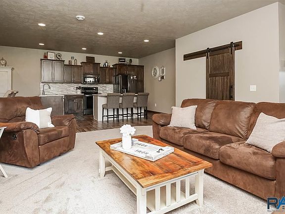 4th image of 6403 S Callie Eve Cir