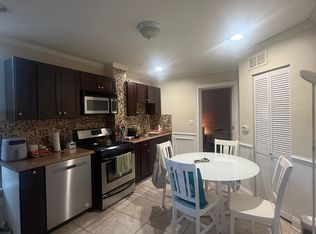 706 N Noble St APT 1F, Chicago, IL 60642
