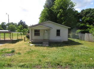 544 Circle Dr, Greenwood, SC 29646
