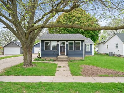 210 N Green St, Somonauk, IL, 60552