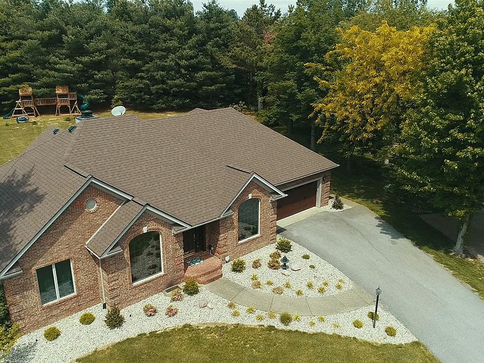 2nd image of 84 Ellen Ct