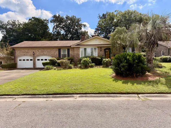 4351 Helene Dr, North Charleston, SC 29418