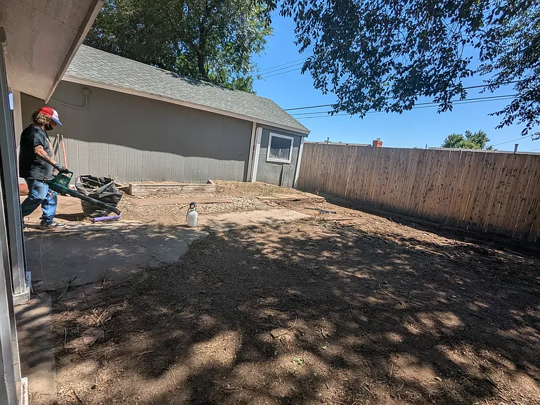 2534 Ivanhoe Dr — Photo 38
