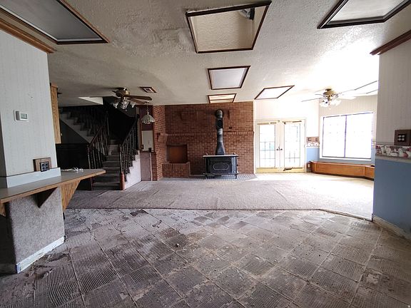 3rd image of 95 W Center St