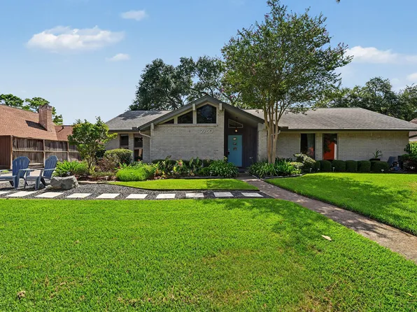 2750 Fontana Dr, Houston, TX 77043
