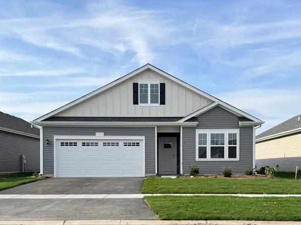 799 Mesa Ln, Pingree Grove, IL 60140