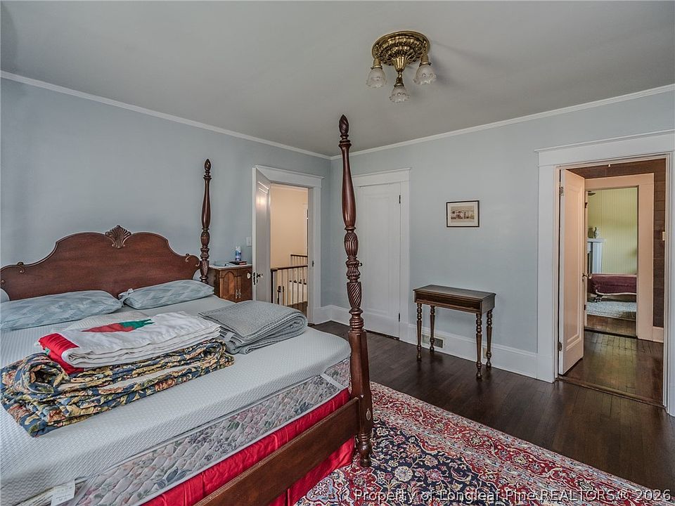 31st image of 212 E 3rd Ave