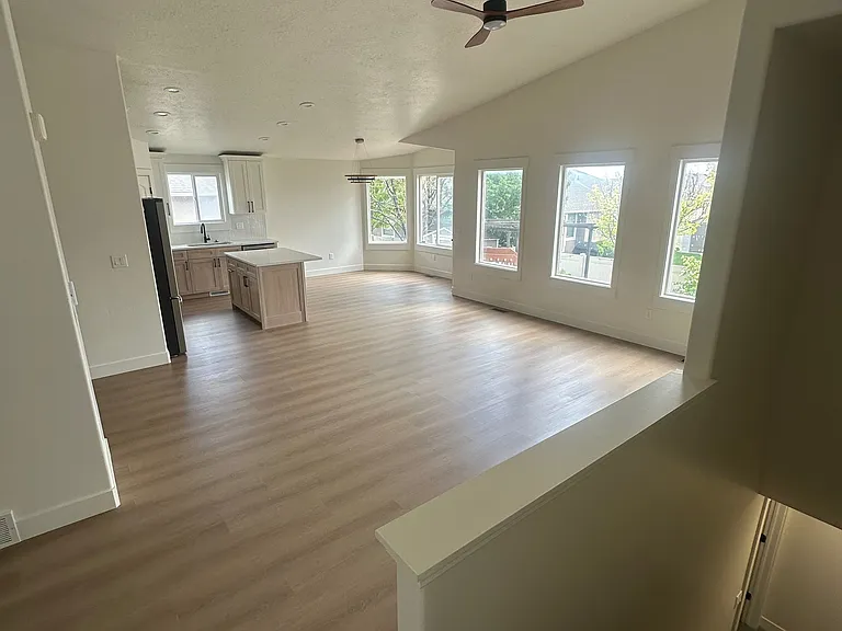 4433 W Mankato St — Photo 4