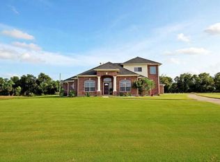 3826 S Shore Dr, Rosharon, TX 77583