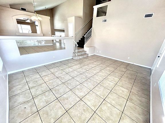 4th image of 2514 Quail Canyon Ave