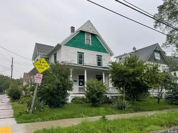 60 Wheeler St, Deposit, NY 13754
