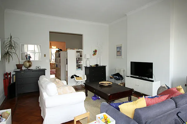 Rented by Brooklyn Real Inc | media 9