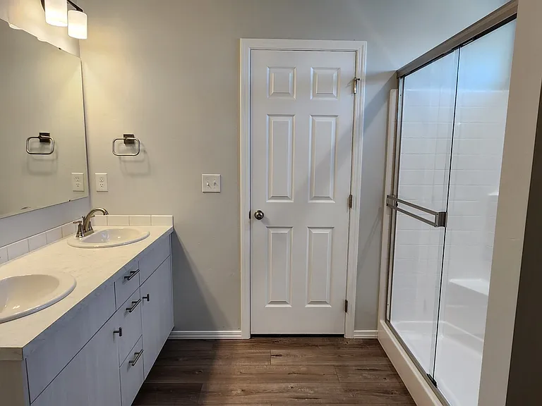 409 Hildago Way — Photo 13