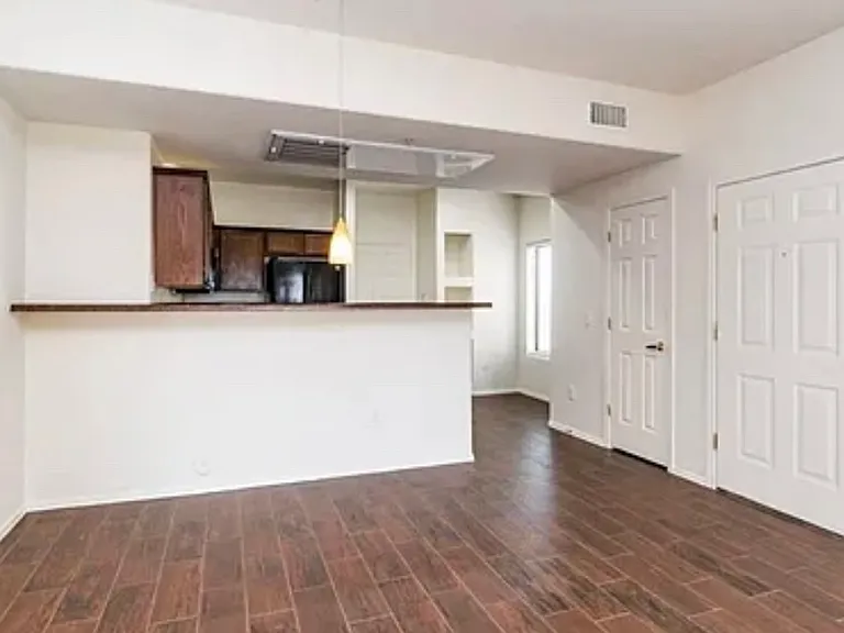 6770 N 47th Ave #1009 — Photo 9