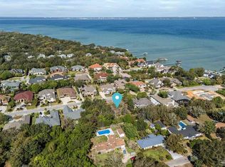 1334 Quiet Cove Ct, Gulf Breeze, FL 32563