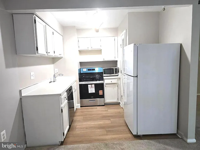 4360 Ivymount Ct #14 — Photo 3