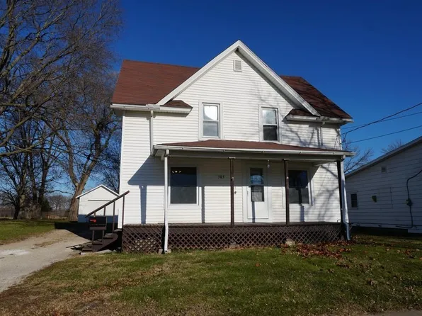 305 16th Ave, Charles City, IA 50616
