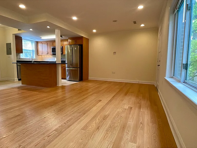 85 Thornton Rd #85 — Photo 6