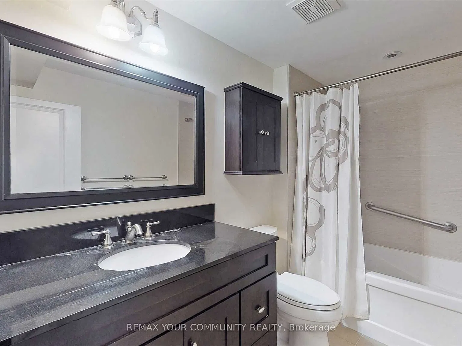 3 bed, $1,950 — Photo 3