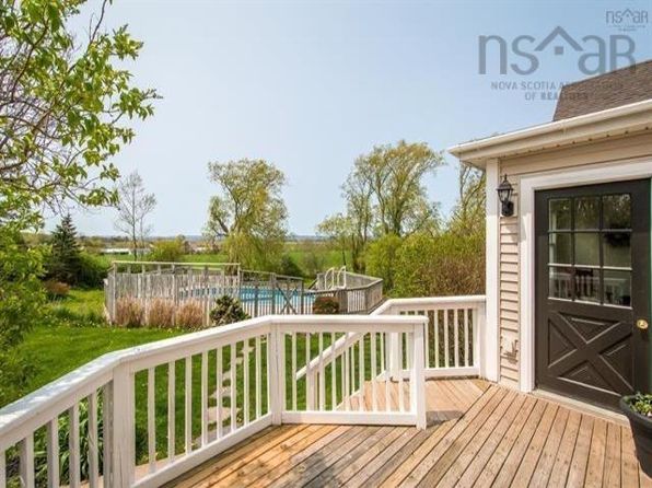 53 King St, Kings, NS B4P 2R3