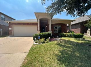 13045 Sierra View Dr, Fort Worth, TX 76244