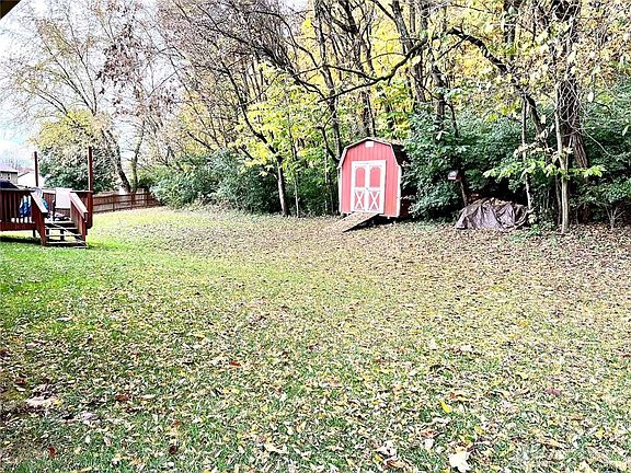 5th image of 345 River Valley Ct