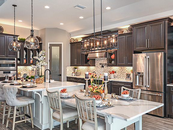 Gourmet Kitchen Bayshore II at North River Ranch