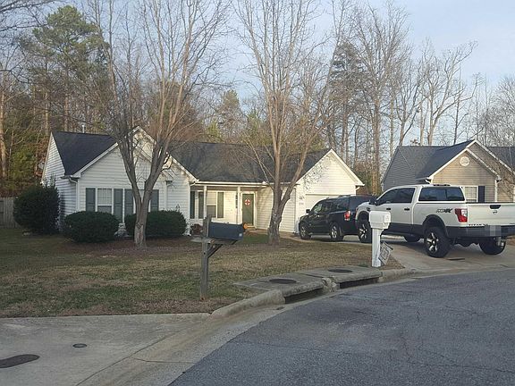 2nd image of 3791 Vanhoe Ln
