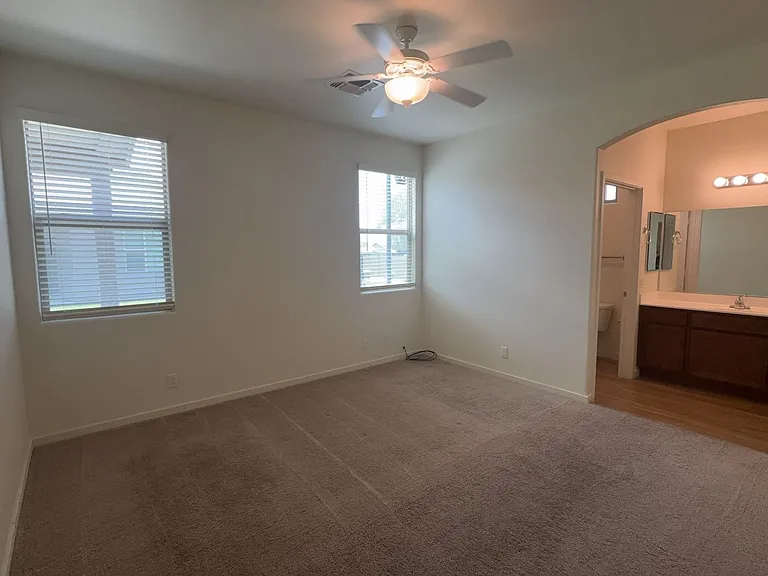 2350 S Olivewood #114 — Photo 15