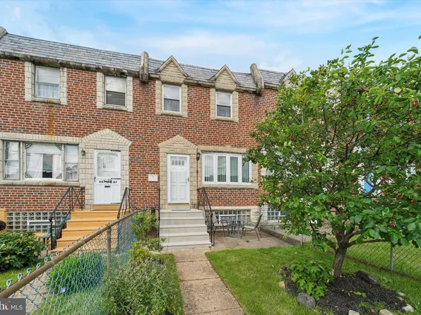 4539 Tolbut St, Philadelphia, PA 19136