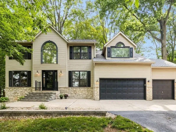 10382 Wright Rd, Canal Winchester, OH 43110