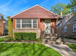 10211 S Artesian Ave, Chicago, IL 60655