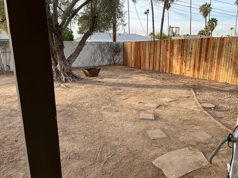 1725 W Coolidge St — Photo 13
