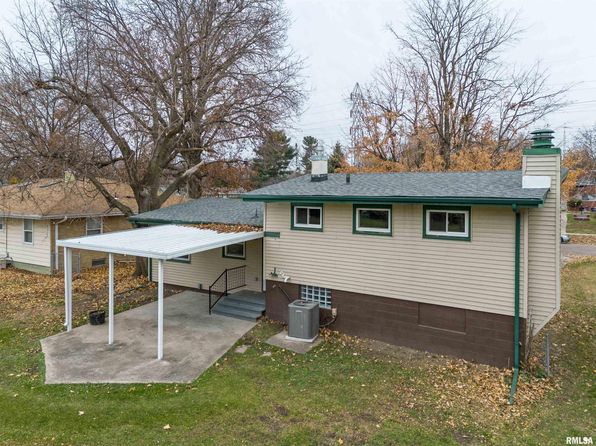 1431 N West St, Galesburg, IL 61401