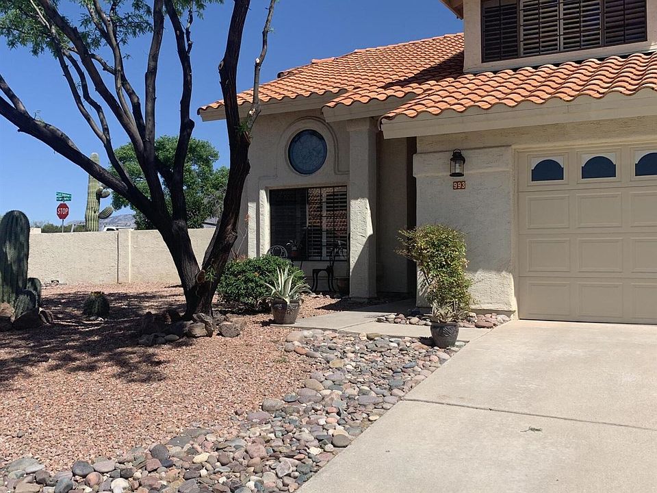 1st image of 993 W Lost Dutchman Pl