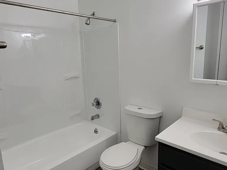 Hidden Trail Apartments — Photo 3