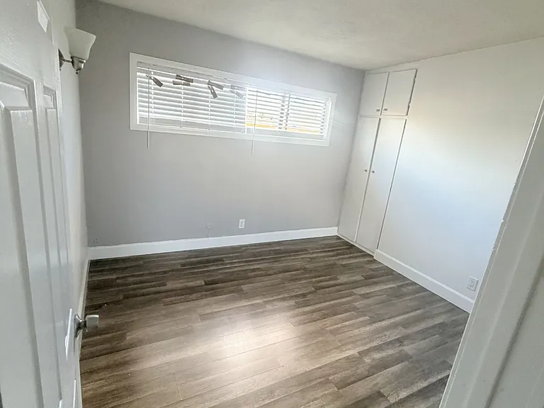 820 W Gardena Blvd #6 — Photo 8