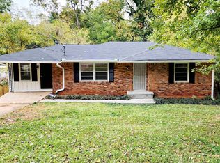 1808 Meadowglades Dr, Decatur, GA 30035