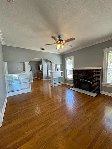 2 bed, 1008 sqft, $2,400 — Photo 2