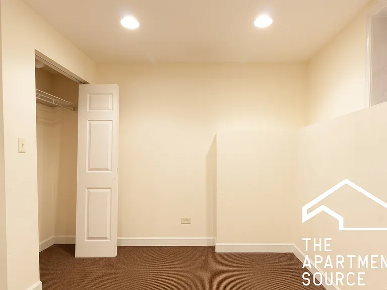 853 W Cornelia Ave #1N — Photo 12