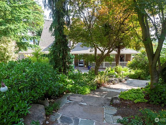 3rd image of 9202 SW Harbor Drive