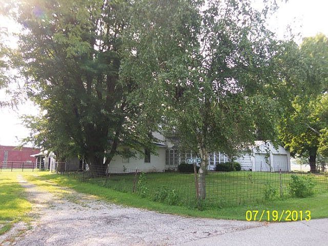2nd image of 1376 Beck Rd