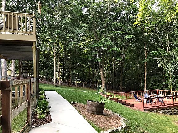 5th image of 2805 Sassafras Ct