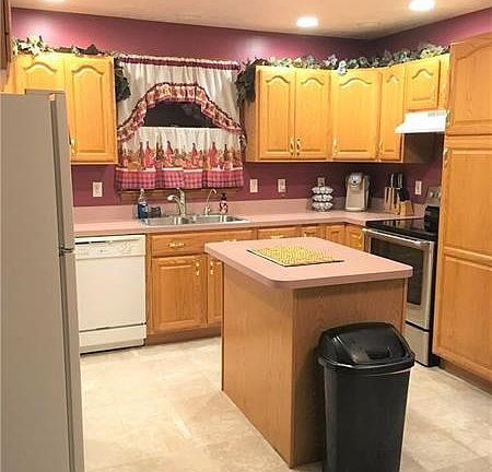 4th image of 118 Brooksedge Dr