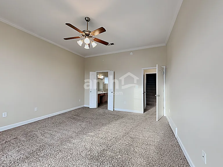 375 Vaiden Ridge Dr N — Photo 9