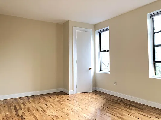 Rented by Lang Realty LLC | media 25