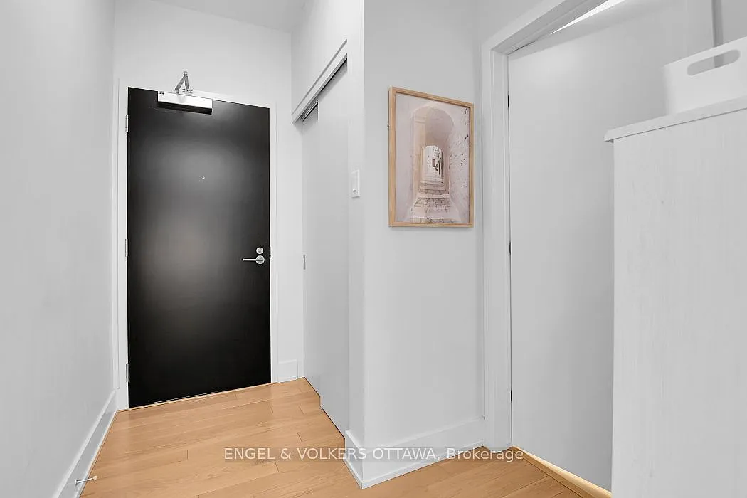 2 bed, $2,900 — Photo 4