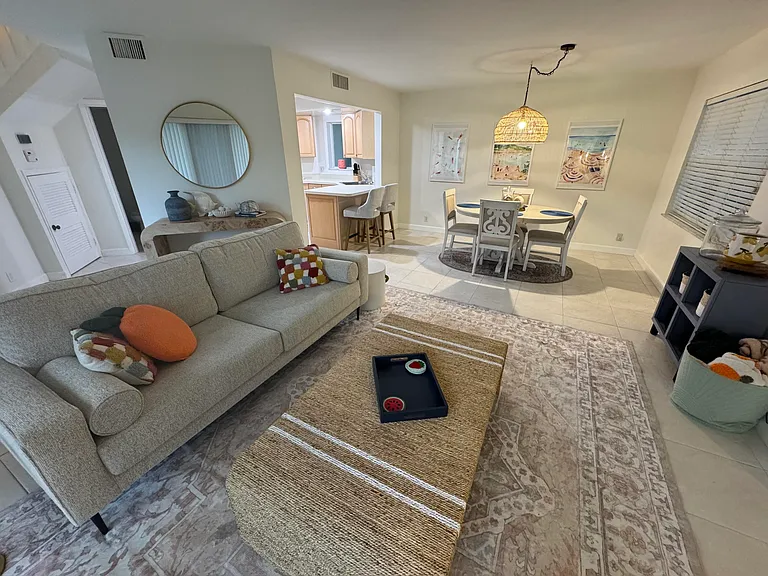 176 Seabreeze Cir — Photo 11