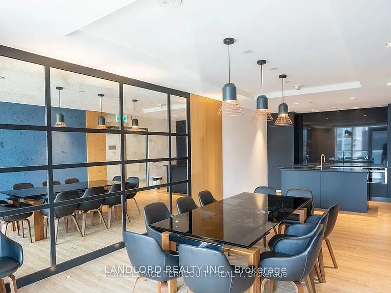 120 Parliament St #412 — Photo 30